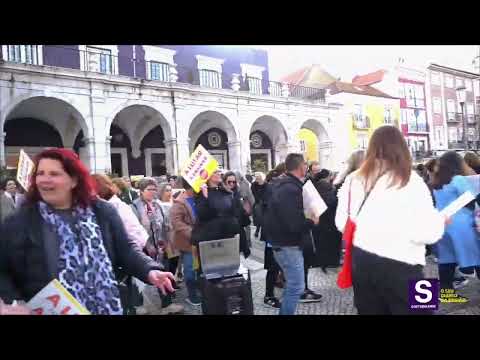 Manifestação do STOP em frente à Câmara de Setúbal